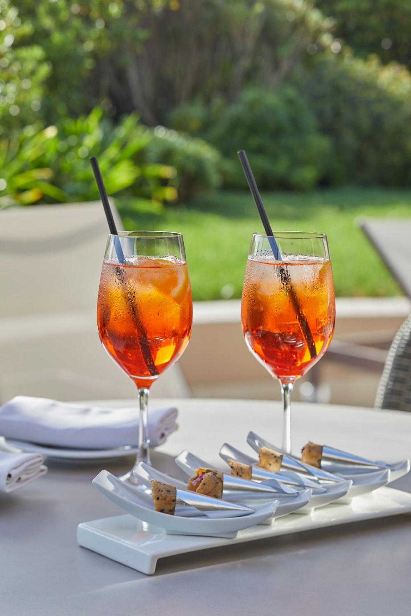 Готель Mandarin Oriental, Сантьяго Екстер'єр фото Aperol Spritz